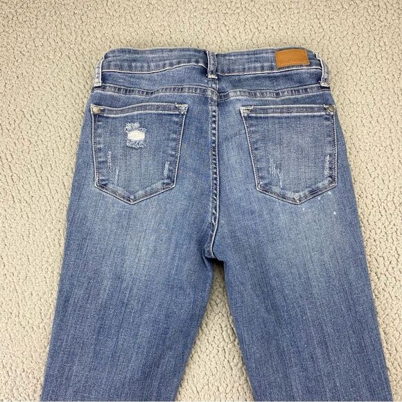 Judy Blue Women's Shredding Up My Life Distressed Relaxed Fit Jeans | Size: 27 - Picture 5 of 14